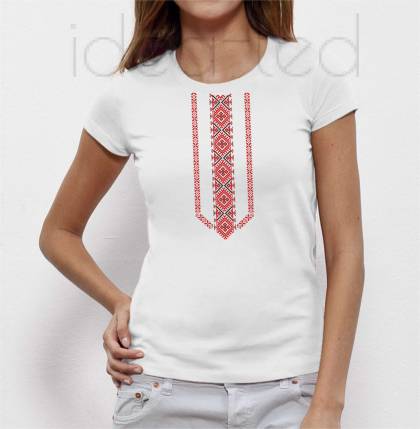 Дамска тениска с народен мотив