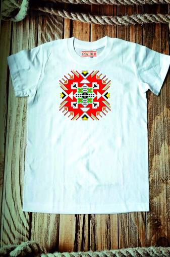 Тениска за момче с народен мотив