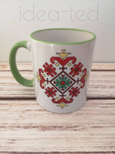 Чаша с народен мотив