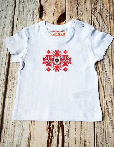 Бебешка тениска с народен мотив