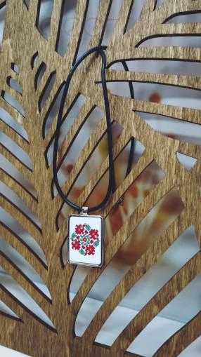 Колие (правоъгълно) 