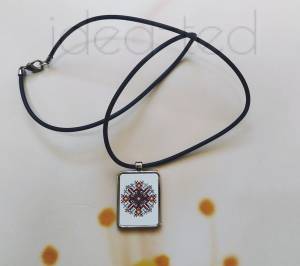 Колие (правоъгълно) 